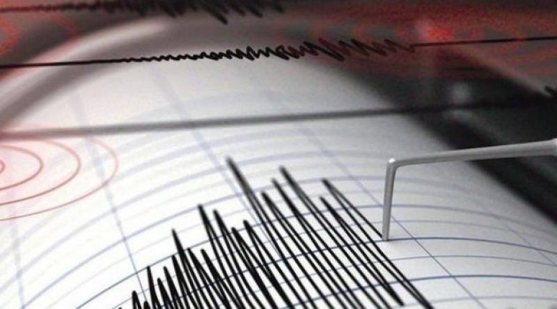 İran'da peş peşe 20 deprem! Onlarca yaralı var