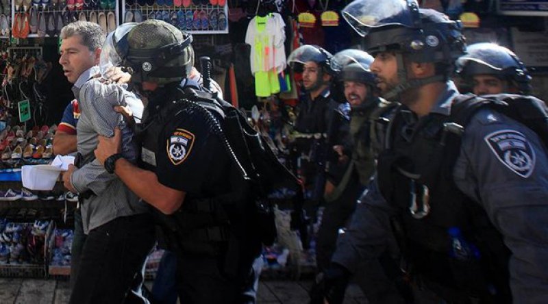 İşgal güçleri bir ayda 590 Filistinliyi gözaltına aldı