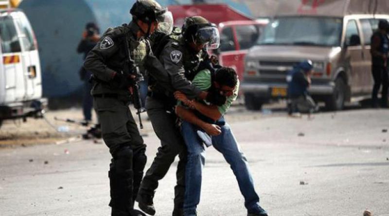 İşgalci İsrail güçleri 22 Filistinliyi gözaltına aldı