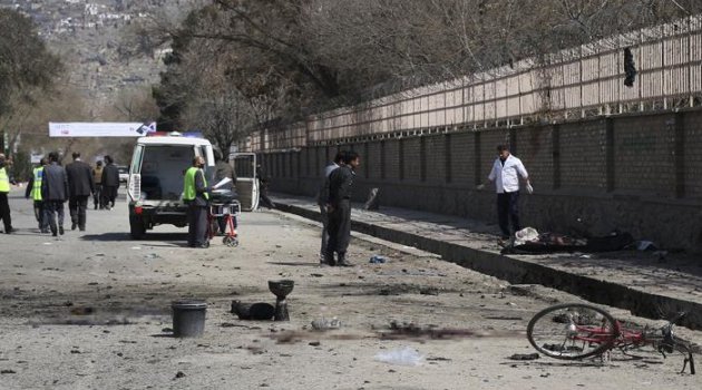 Kabil'de bombalı saldırı: En az 25 kişi hayatını kaybetti