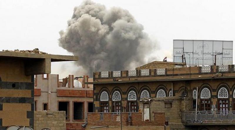 Koalisyon güçlerinden Yemen'e yoğun hava saldırısı