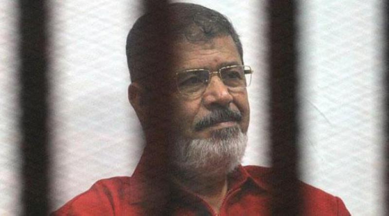Muhammed Mursi'nin son anları: Yere yığıldıktan sonra 20 dakika müdahale edilmedi