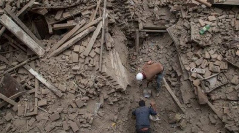 Nepal'de Ölü Sayısı 10 bini Geçebilir Korkusu