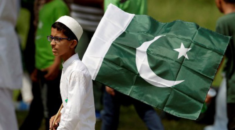 Pakistan 17 Yardım Kuruluşunu Sınır Dışı Ediyor