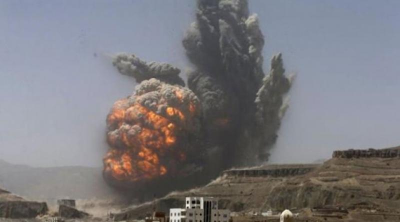 Suudi Arabistan Yemen’i Bombalıyor