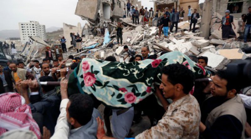 Suudi Arabistan Yemen'i Vurdu: Çok Sayıda Ölü Var