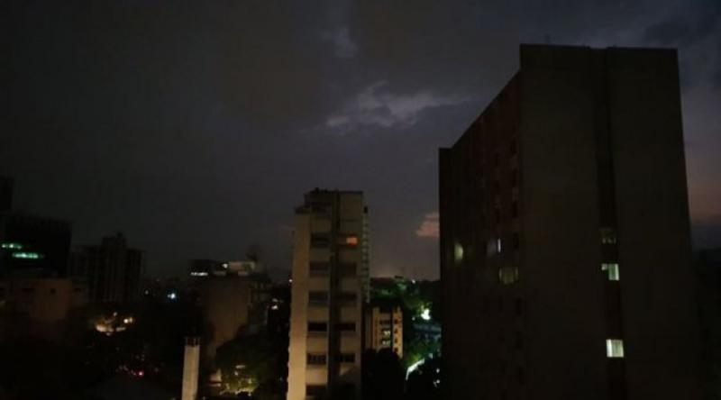 Venezuela’da elektrik kesintisi nedeniyle resmi tatil uzatıldı
