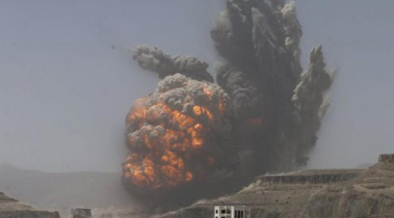 Yemen'de otele hava saldırısı: 30 ölü
