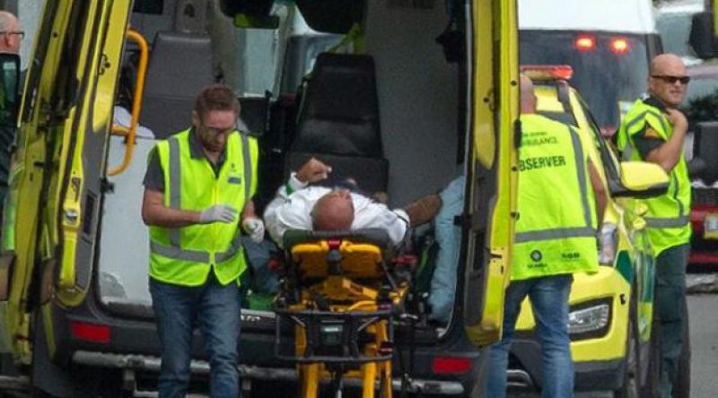 Yeni Zelanda'da cuma namazı sırasında 2 camiye terör saldırısı: 49 kişi şehit oldu!